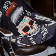 Cargar imagen en el visor de la galería, CAPA PARA BARBERO - CALACA