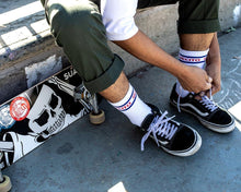 Cargar imagen en el visor de la galería, CALCETAS SUAVECITO - ROJO.