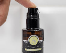 Cargar imagen en el visor de la galería, ACEITE PARA BARBA - SANDALO