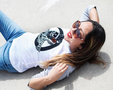 Cargar imagen en el visor de la galería, BLUSA SUAVECITA BASEBALL OG - GRIS